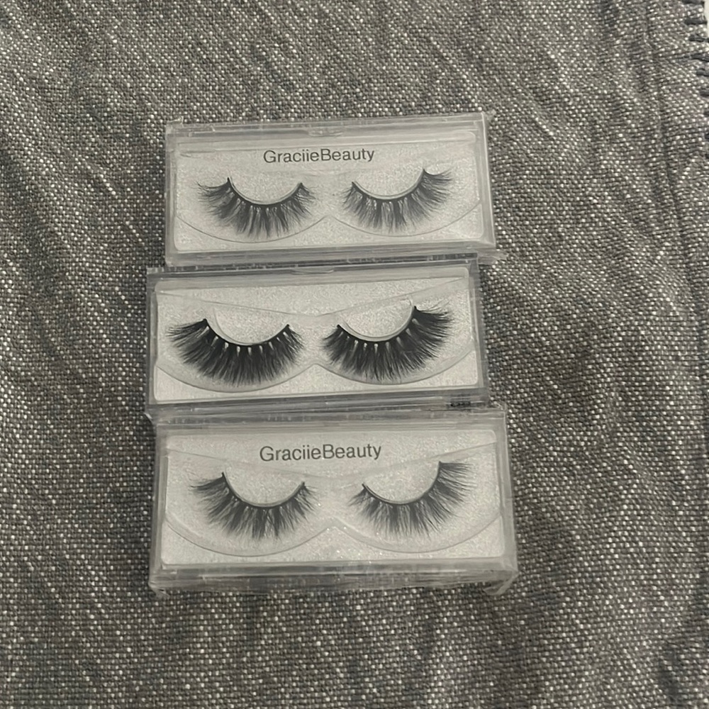 Brand New Eye Lashes